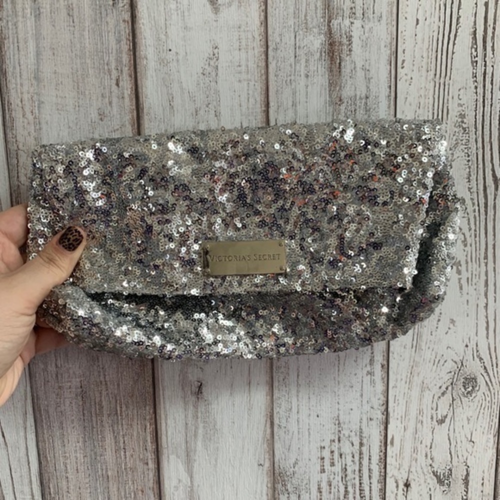 Victoria’s Secret silver sequin clutch